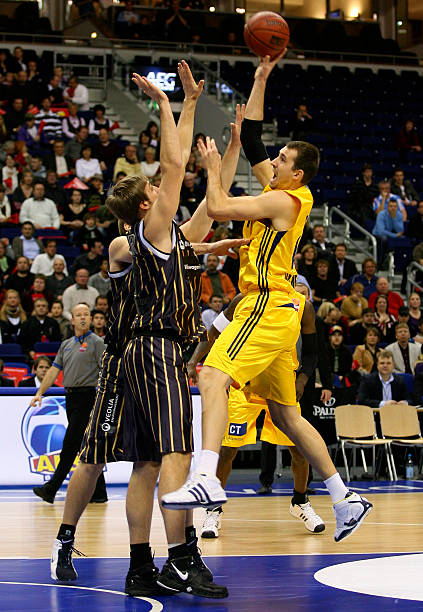 展示更为全 展示更为全