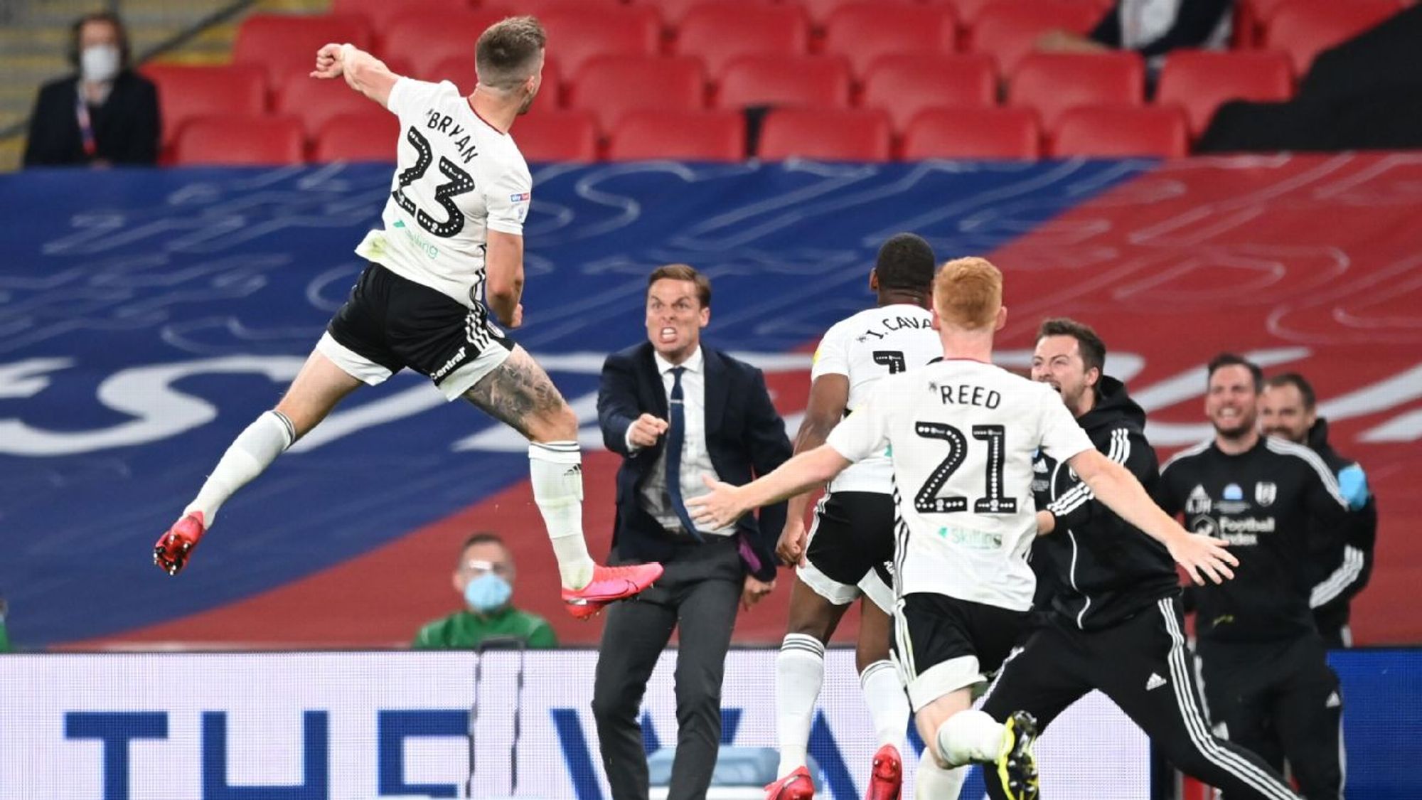 他既能胜任 他既能胜任